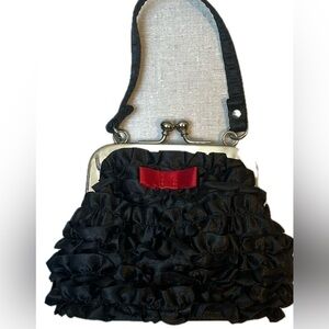 Vintage Change Purse small w/black ruffles & dark pink bow pinch closure